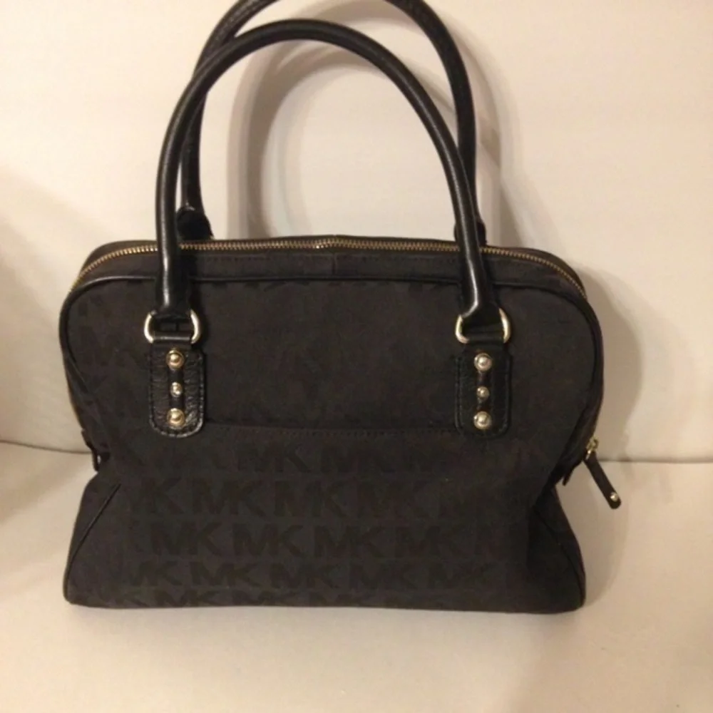 Michael Kors signature mk dome tote